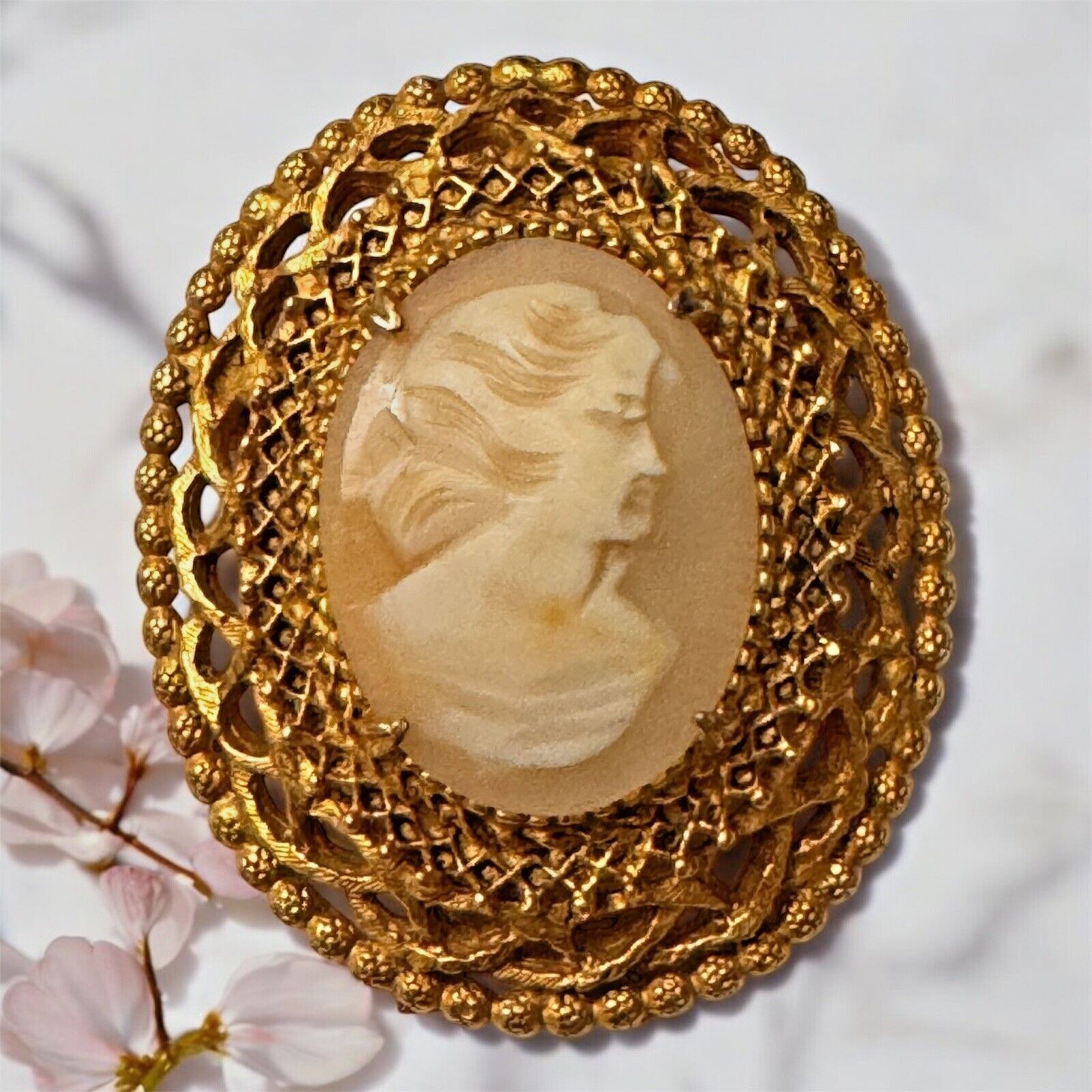 Florenza Cameo Brooch 1950s Vintage 1.75 Inches Signed